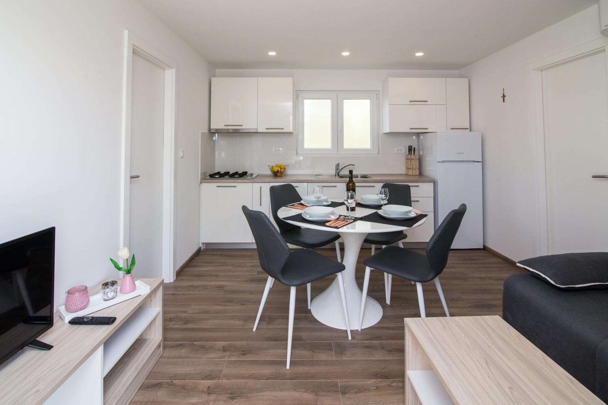 Luxury Mobile Homes Liza Biograd Na Moru Luaran gambar