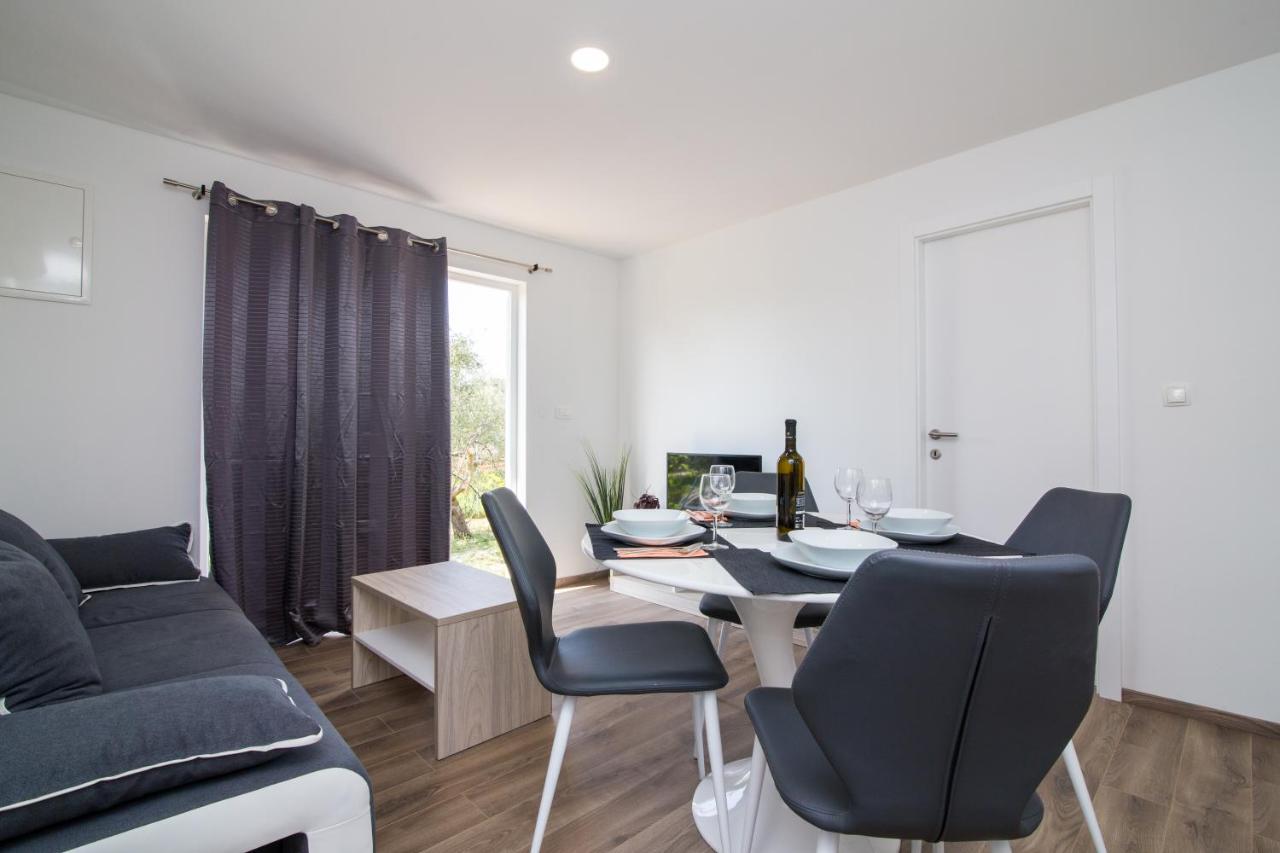 Luxury Mobile Homes Liza Biograd Na Moru Luaran gambar