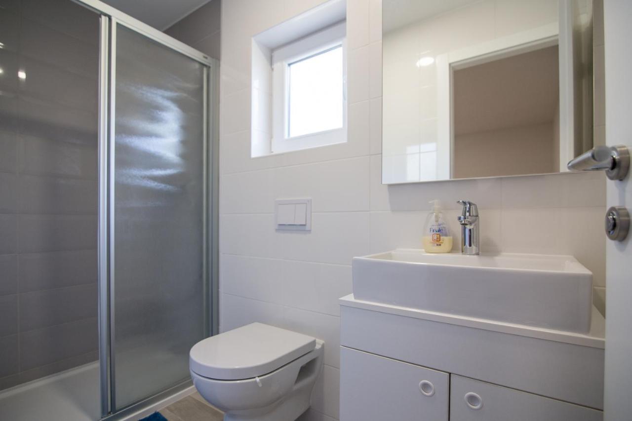 Luxury Mobile Homes Liza Biograd Na Moru Luaran gambar